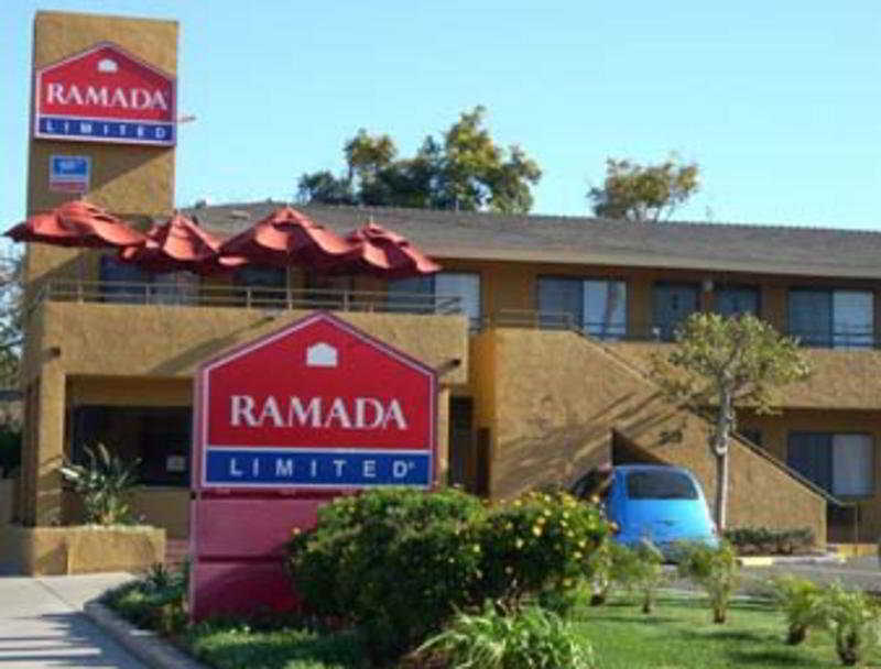 Ramada By Wyndham Near Seaworld / Mission Beach San Diego Exterior foto